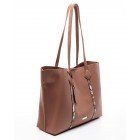 Τσάντα ώμου ροζ σε συνδυασμό με φλοραλ λεπτομέρεια. - Image 3