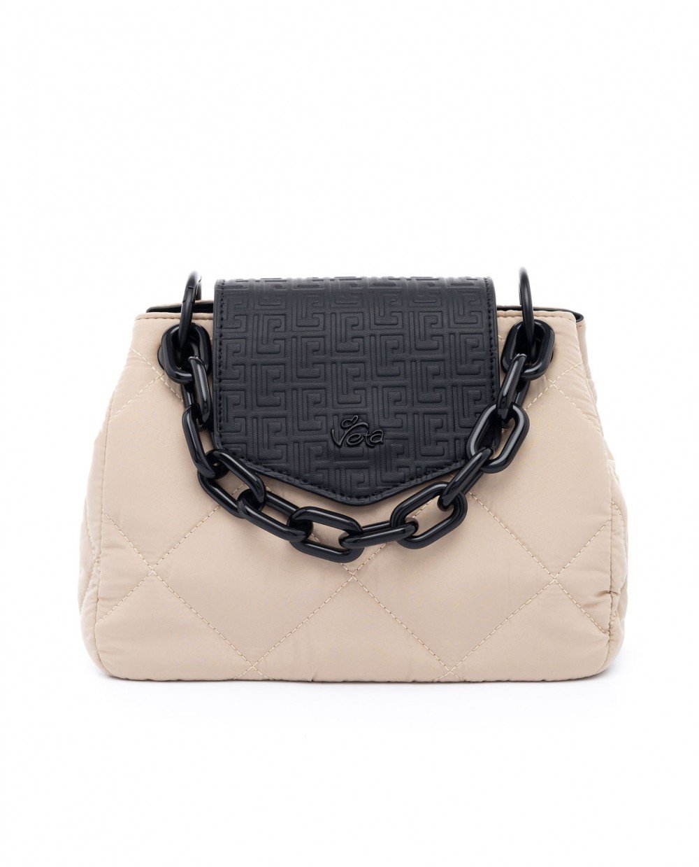 Τσάντα χειρός nylon καπιτονέ μπεζ σε συνδυασμό με μαύρο ανάγλυφο μοτίβο και διακοσμητική αλυσίδα.