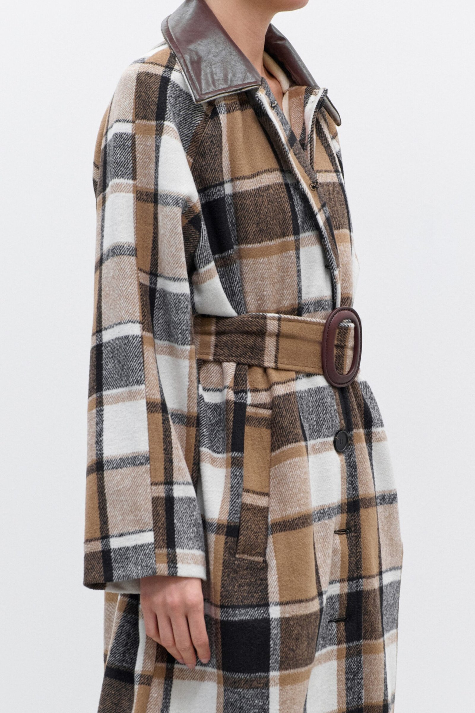 Παλτό με καρό μοτίβο και ζώνη - Image 11