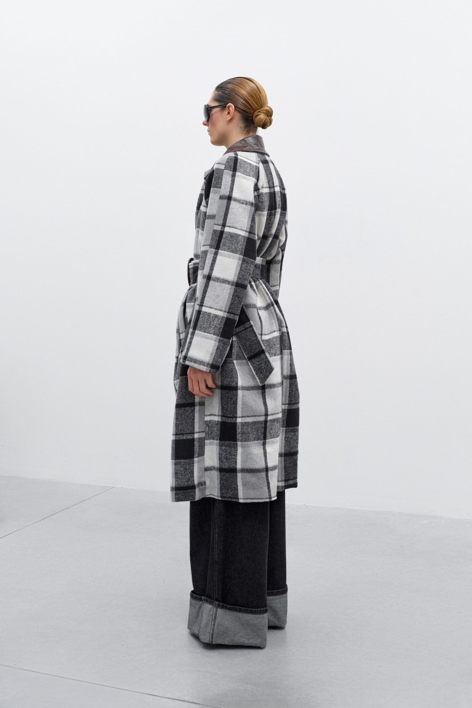 Παλτό με καρό μοτίβο και ζώνη - Image 4