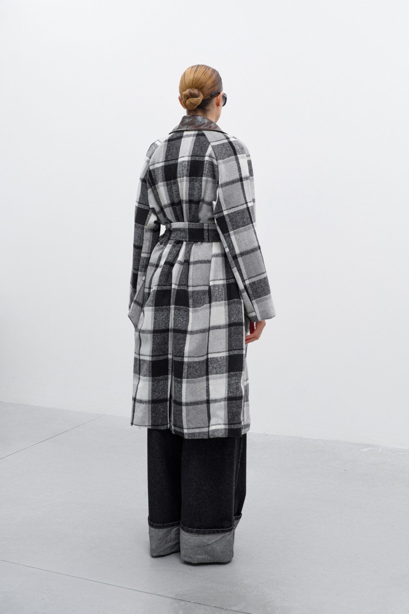Παλτό με καρό μοτίβο και ζώνη - Image 5