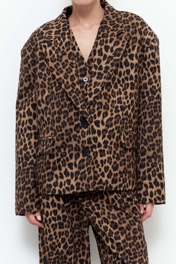 Σακάκι με λεοπάρ σχέδιο