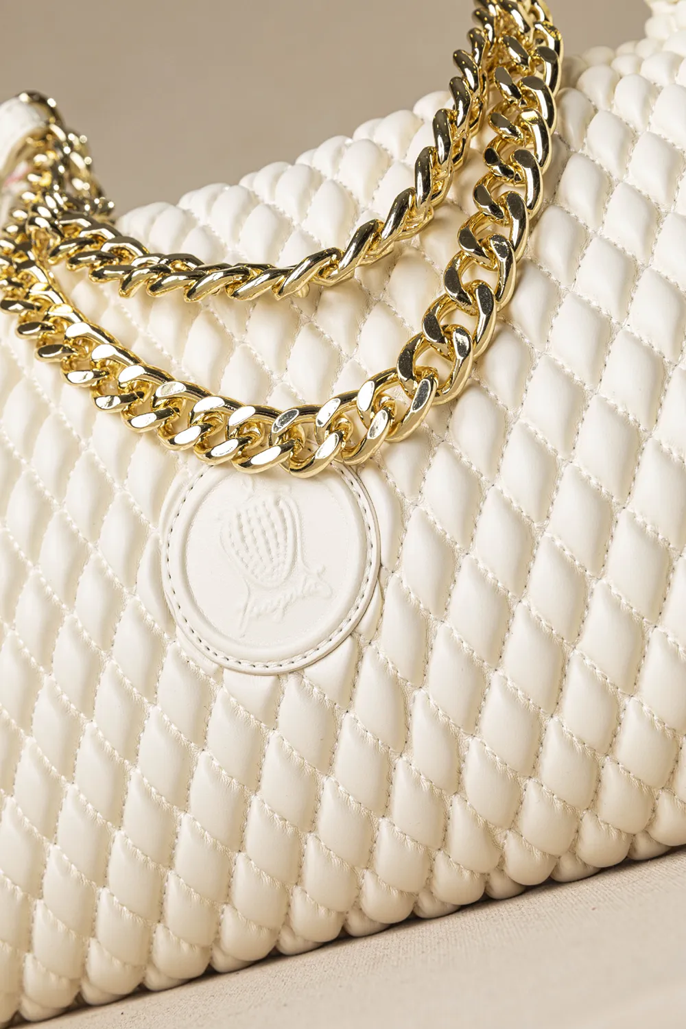 Μακρόστενη μεσαία τσάντα με διπλή αλυσίδα - Image 3