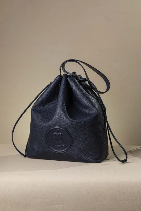 Μεγάλη τσάντα ώμου πουγκί