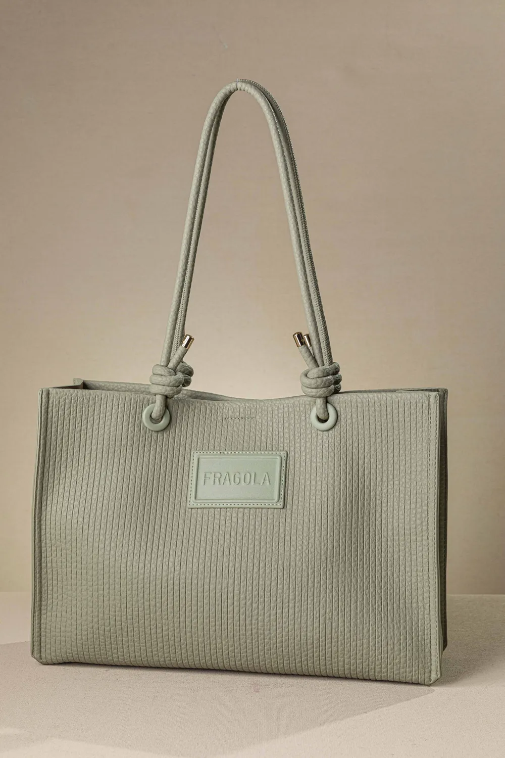 Μαλακή τετράγωνη τσάντα ώμου - Image 15