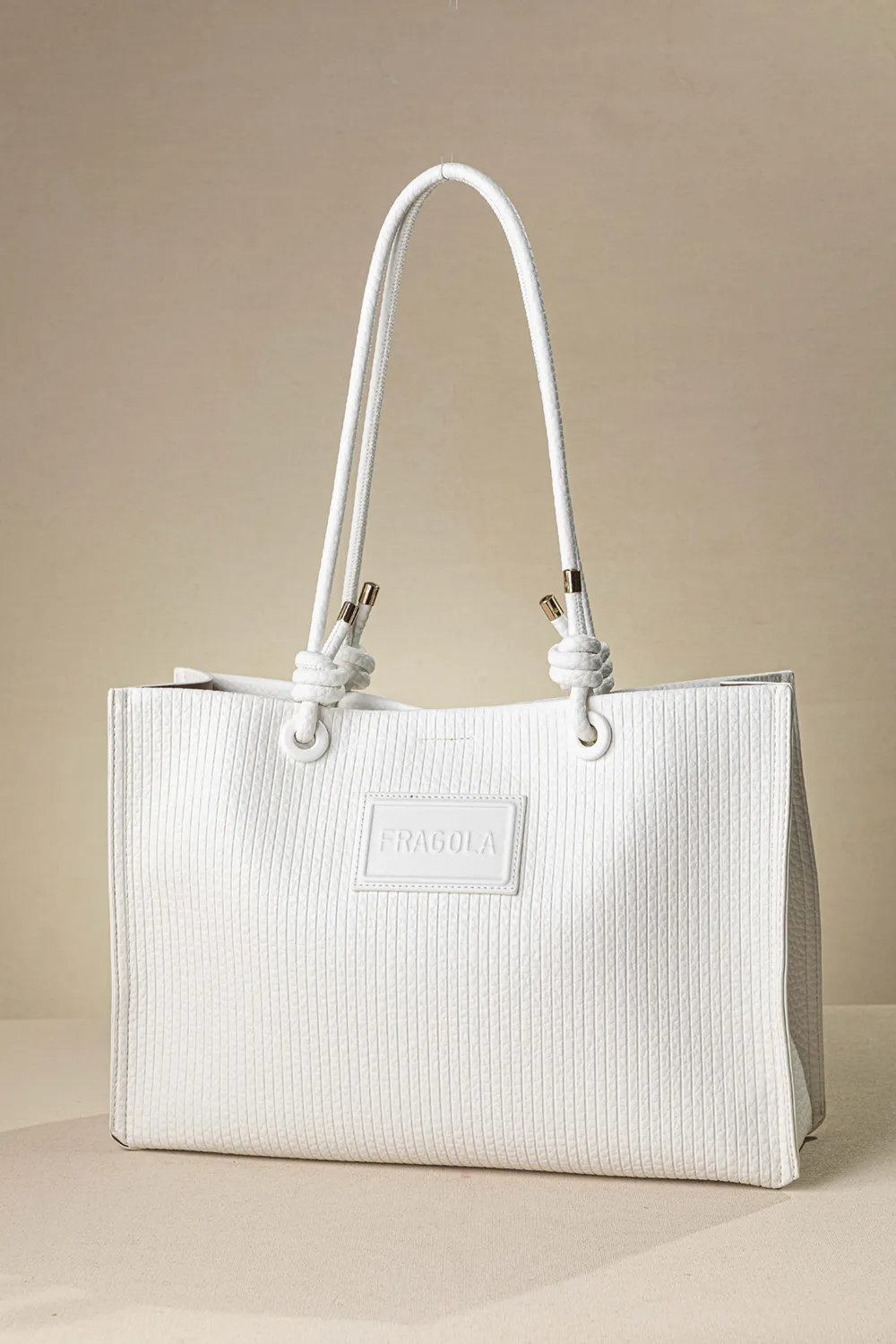 Μαλακή τετράγωνη τσάντα ώμου - Image 21