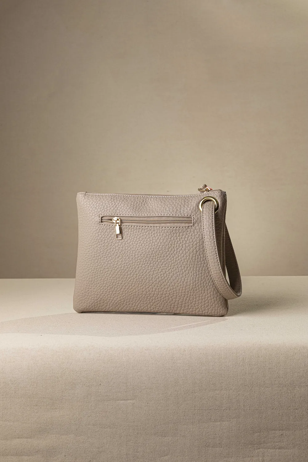 Μαλακό τσαντάκι χεριού - Image 3