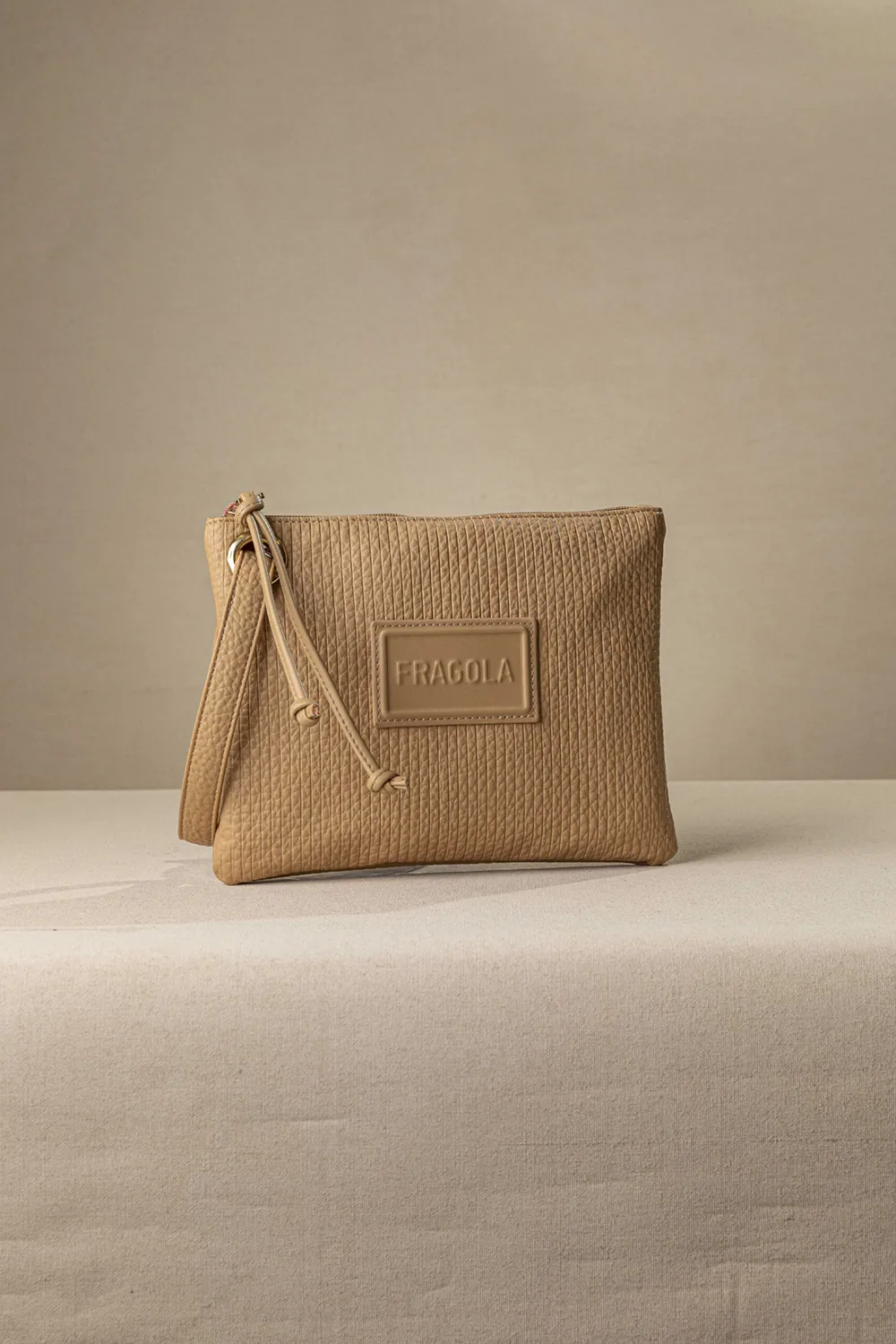 Μαλακό τσαντάκι χεριού - Image 6